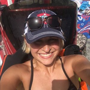 Meet your Posher, Alyse